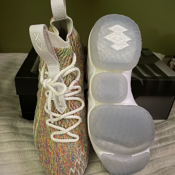 Nike Lebrons (New!) - Picture 3 of 3